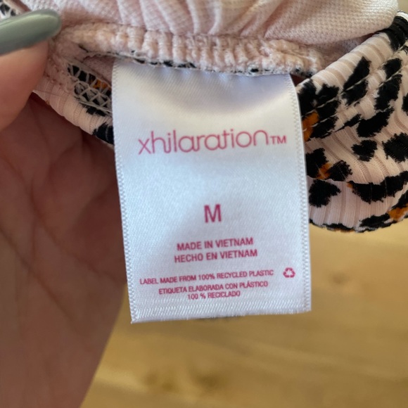 Leopard print bikini top - Picture 9 of 11